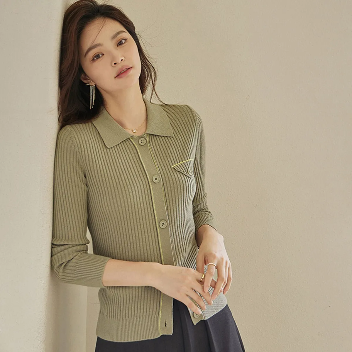 Green Knit Top for Everyday Wear