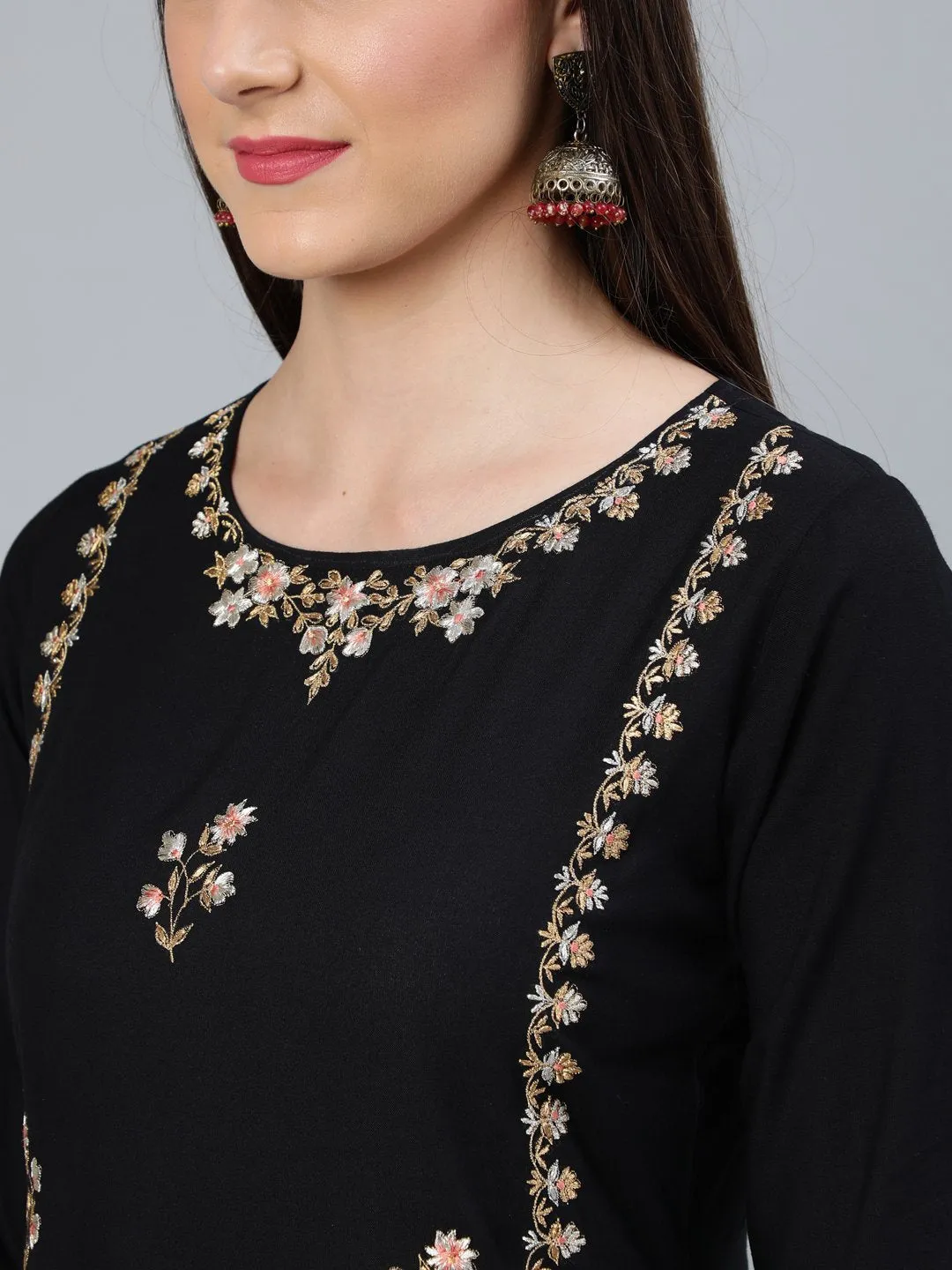 Women Black & Peach Embroidered Straight Kurta Plazzo & Organza Dupatta