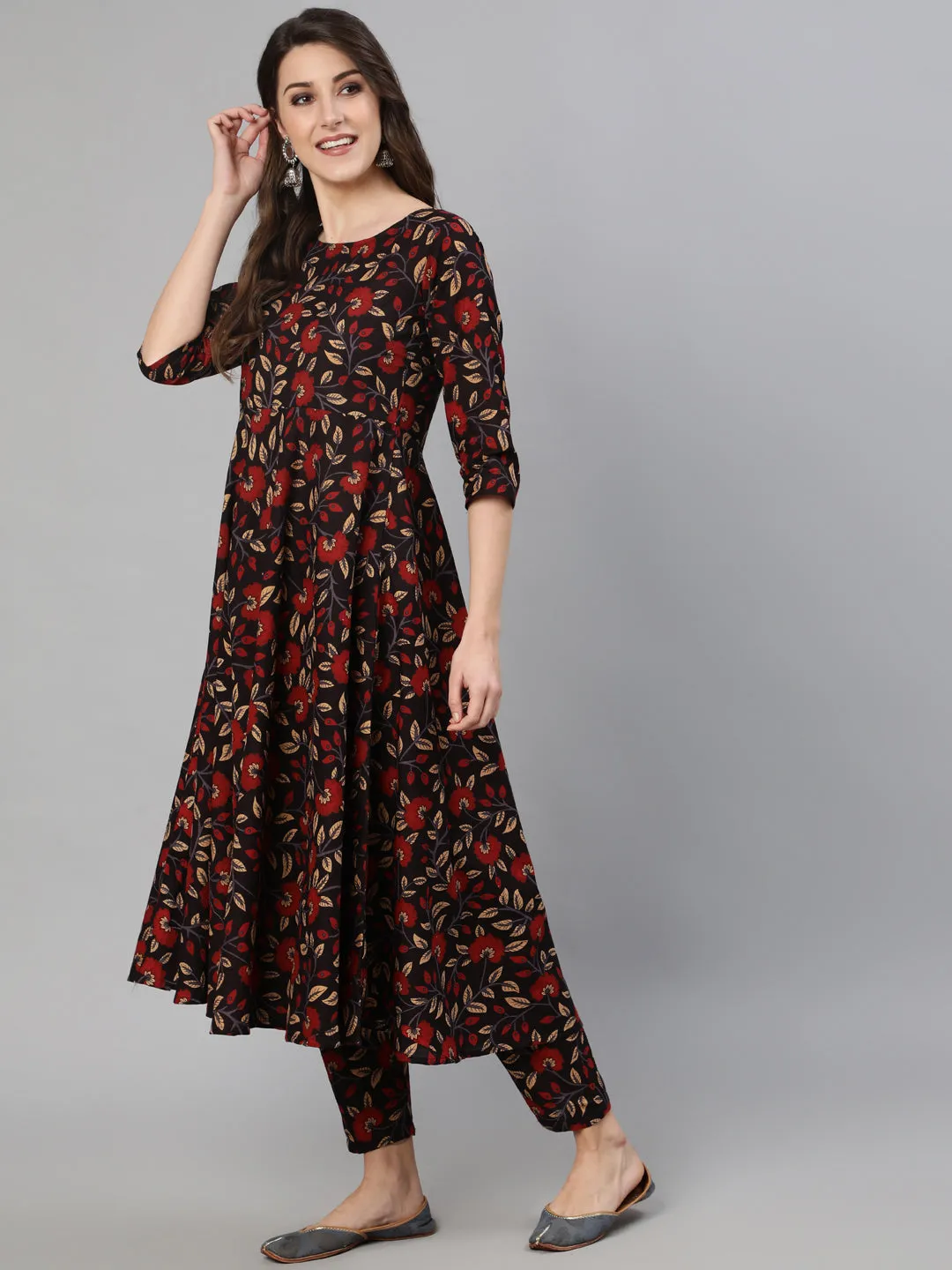 Women Black And Maroon Floral Printed Kurta With Trouser & Dupatta