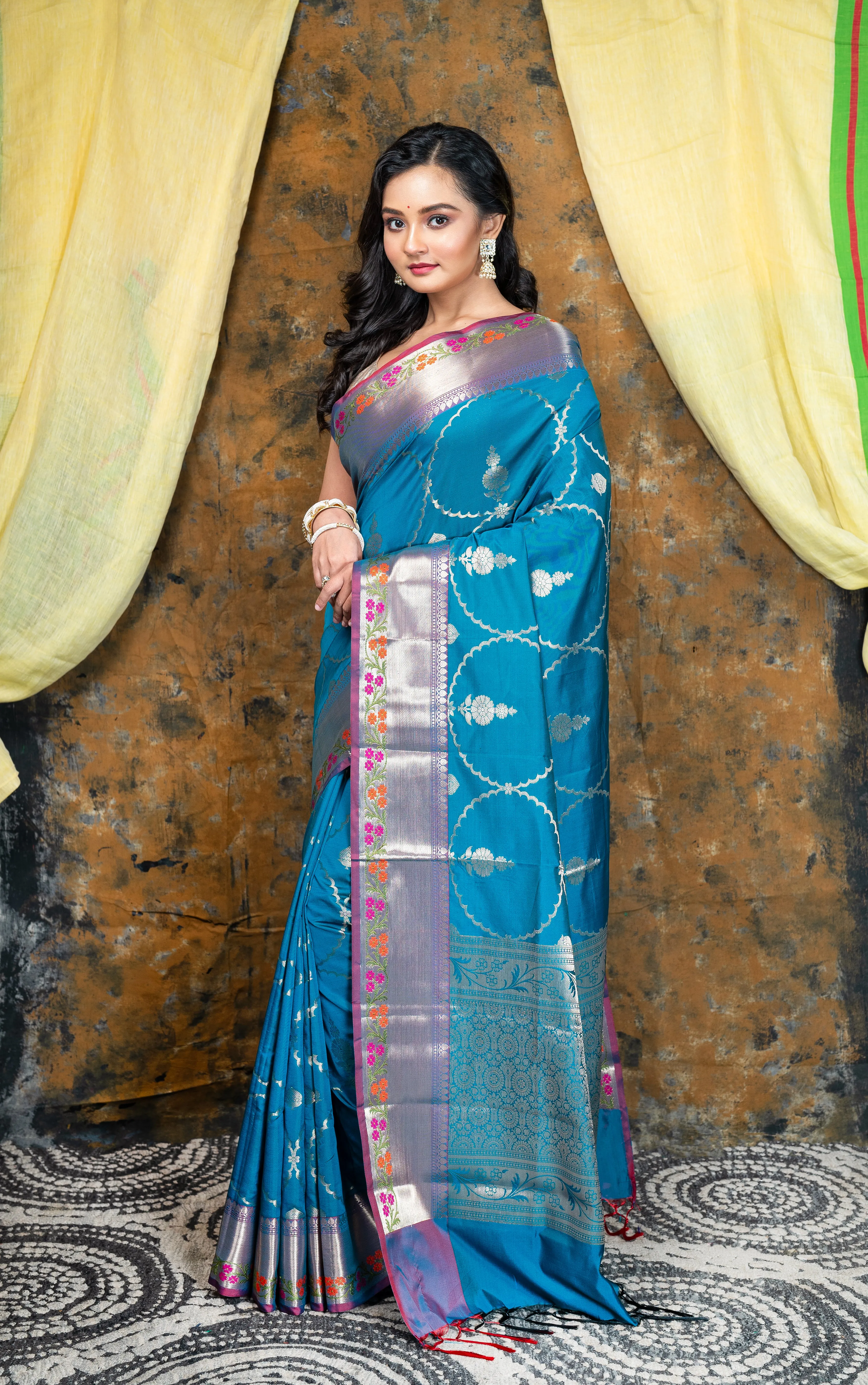 Women Cerulean Soft Banarasi Uppada  Silk Saree With Golden Woven Motifs