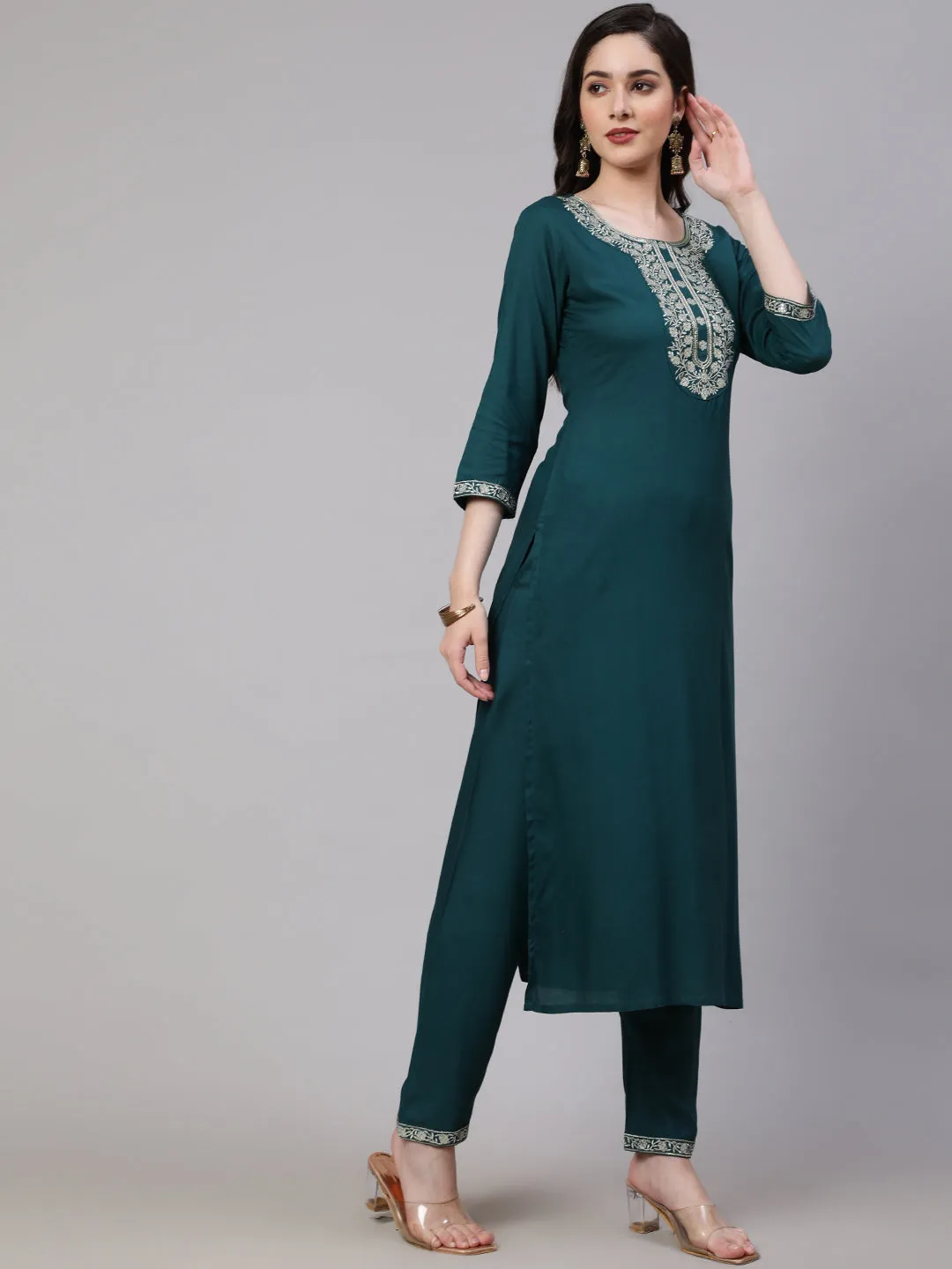 Women Green Embroidered Straight Kurta With Trouser And Net Dupatta