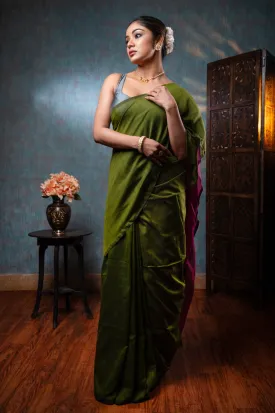 Women Juniper Green And Magenta Handloom Cotton Saree