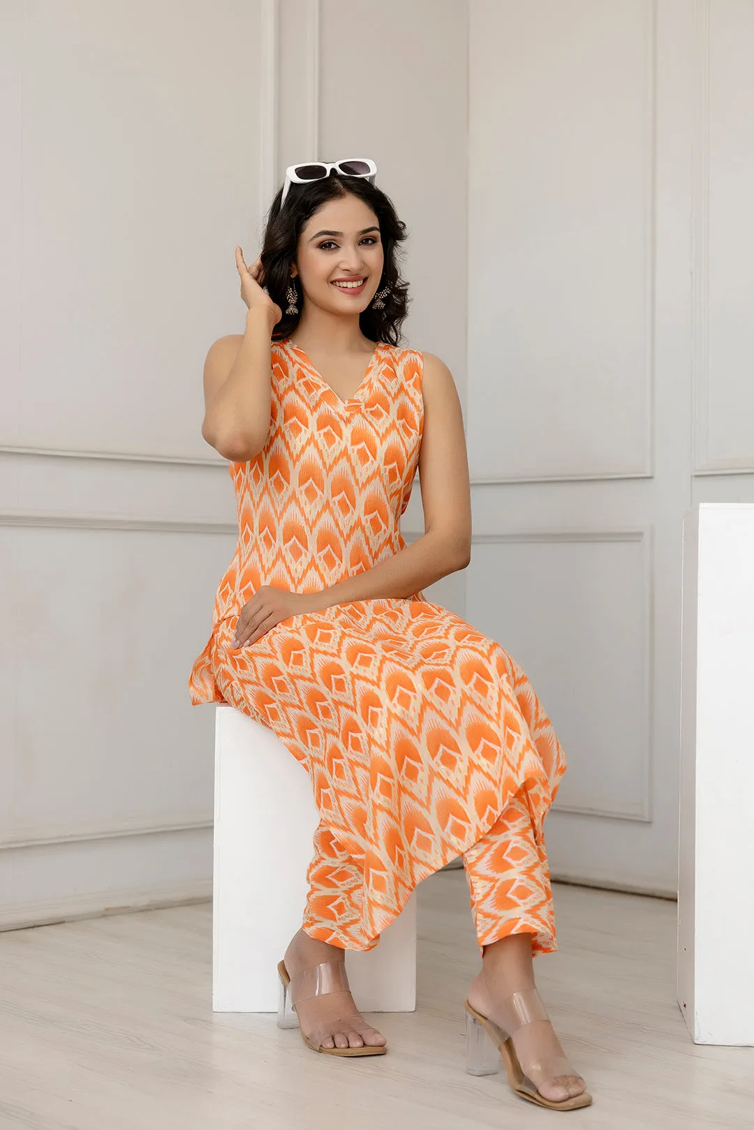 Women Orange Color Printed Straight Kurta With Trouser