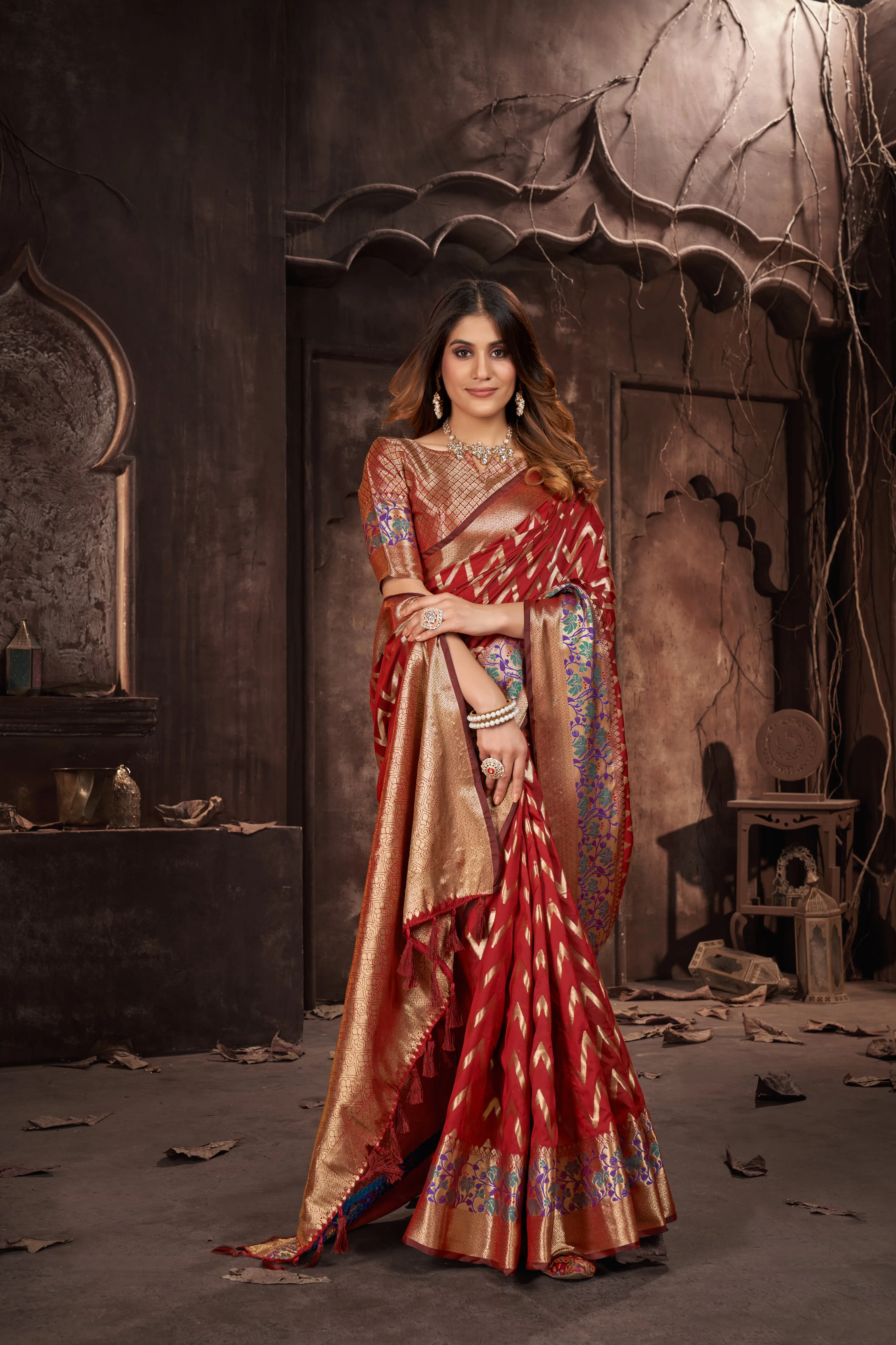 Women Party Wear Weaving Leherai Silk Red colour Saree with Un-Stitched Blouse