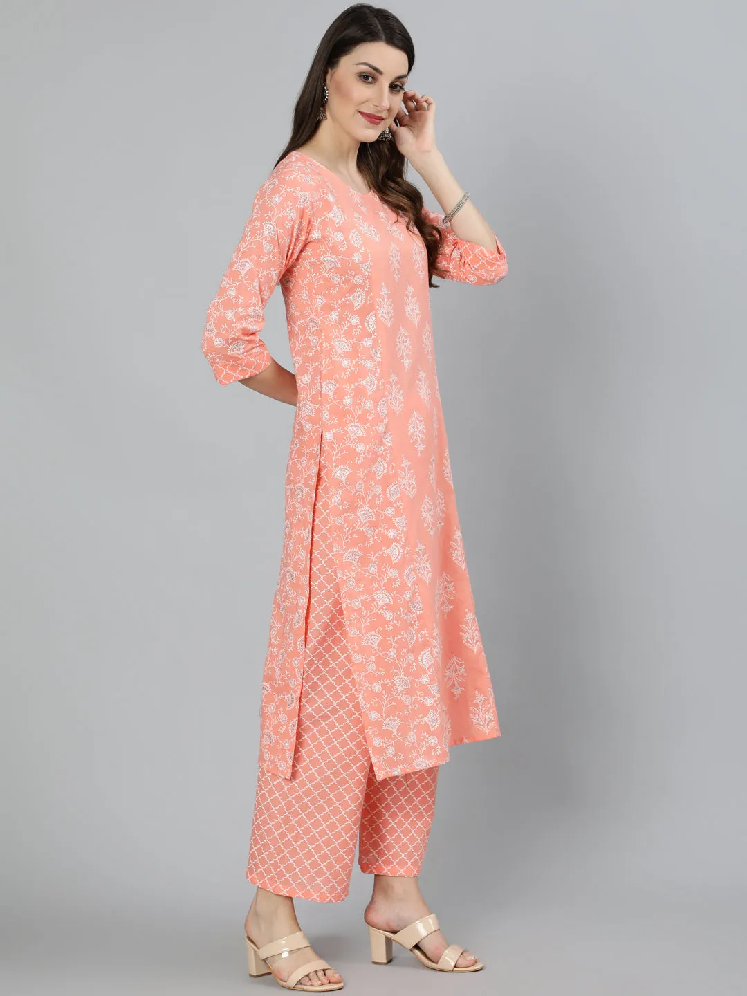 Women Peach Floral Printed Kurta And Palazzo With Dupatta