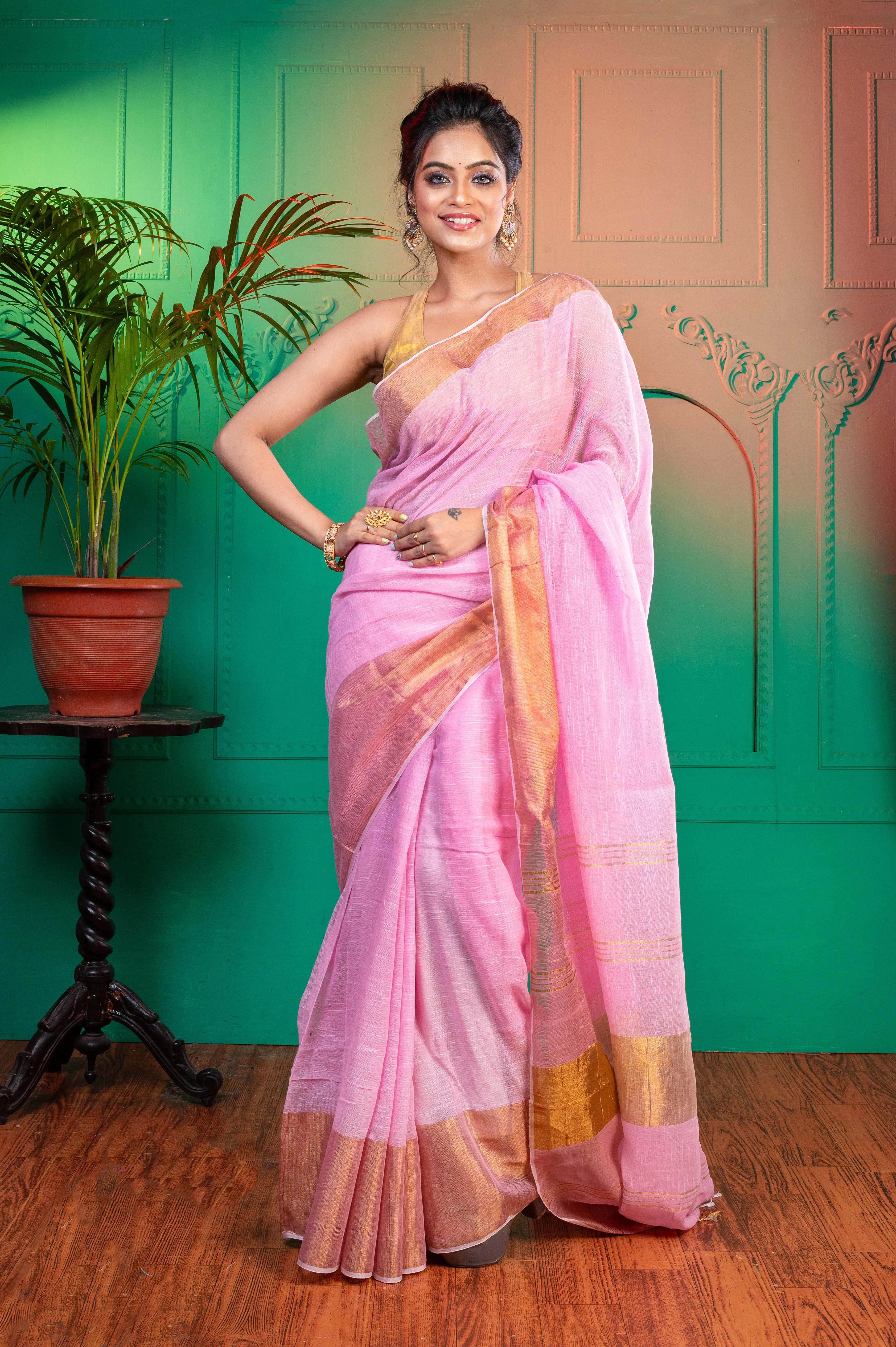 Women Pink Pure Handloom Linen Saree With Golden Zari  Border And Pallu