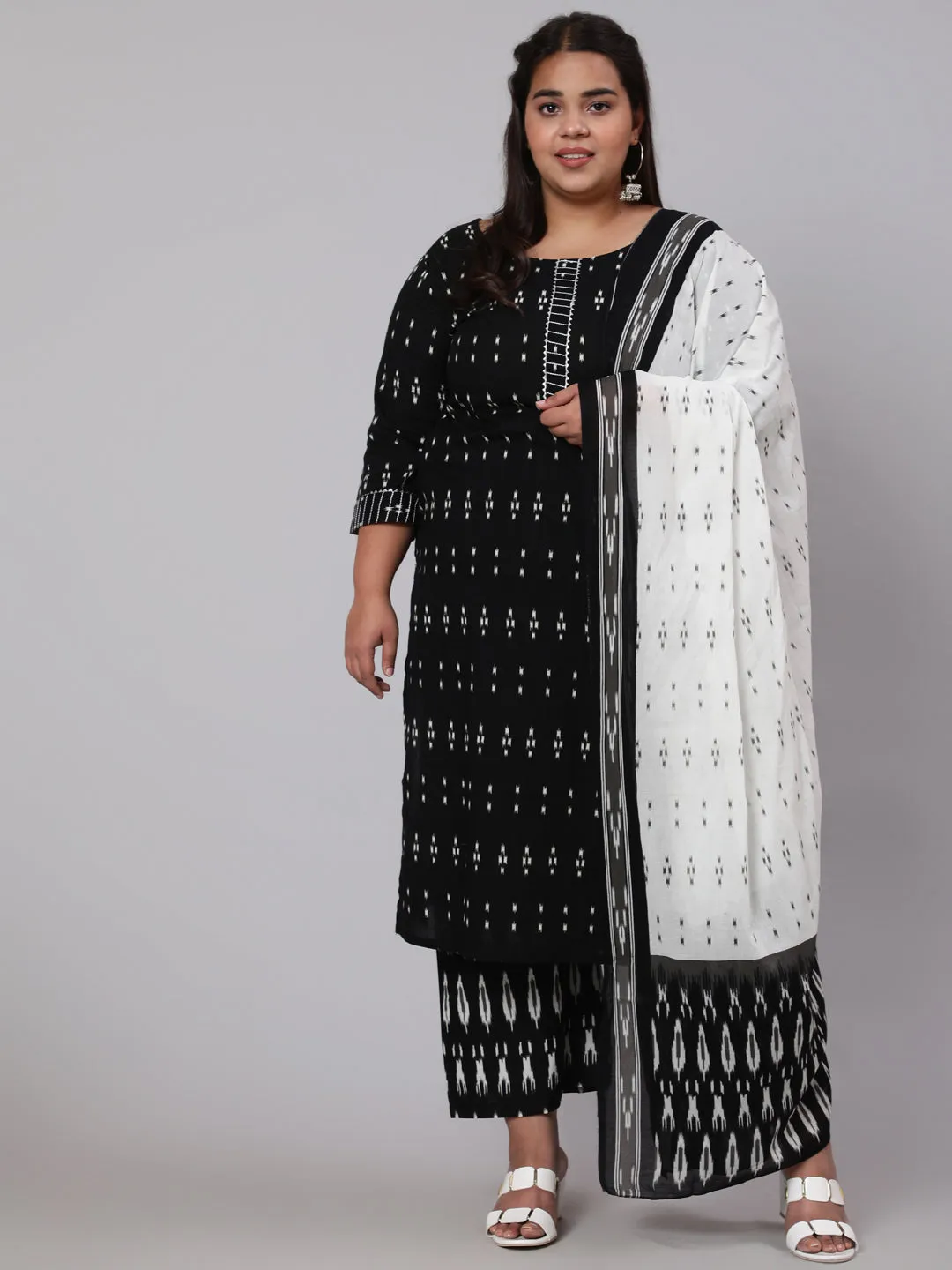 Women Plus Size Black Printed Straight Kurta With Plazo & Dupatta