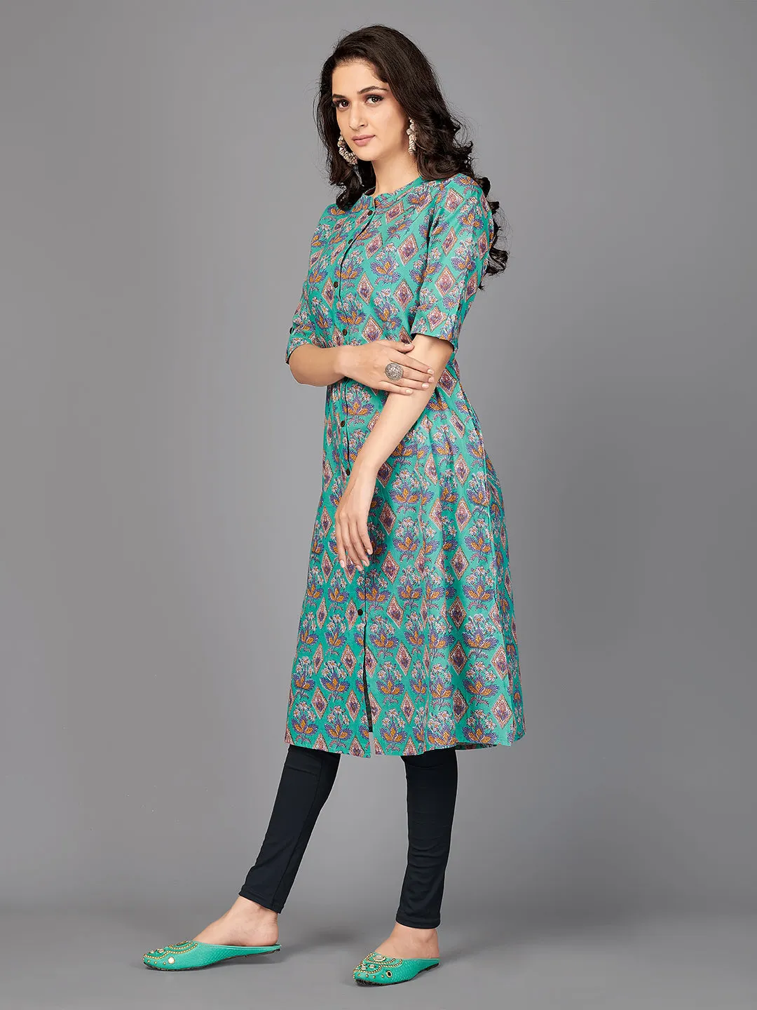 Women'S Floral Print A-Line Cotton Turquoise Stitched Kurta With Multiple Slit