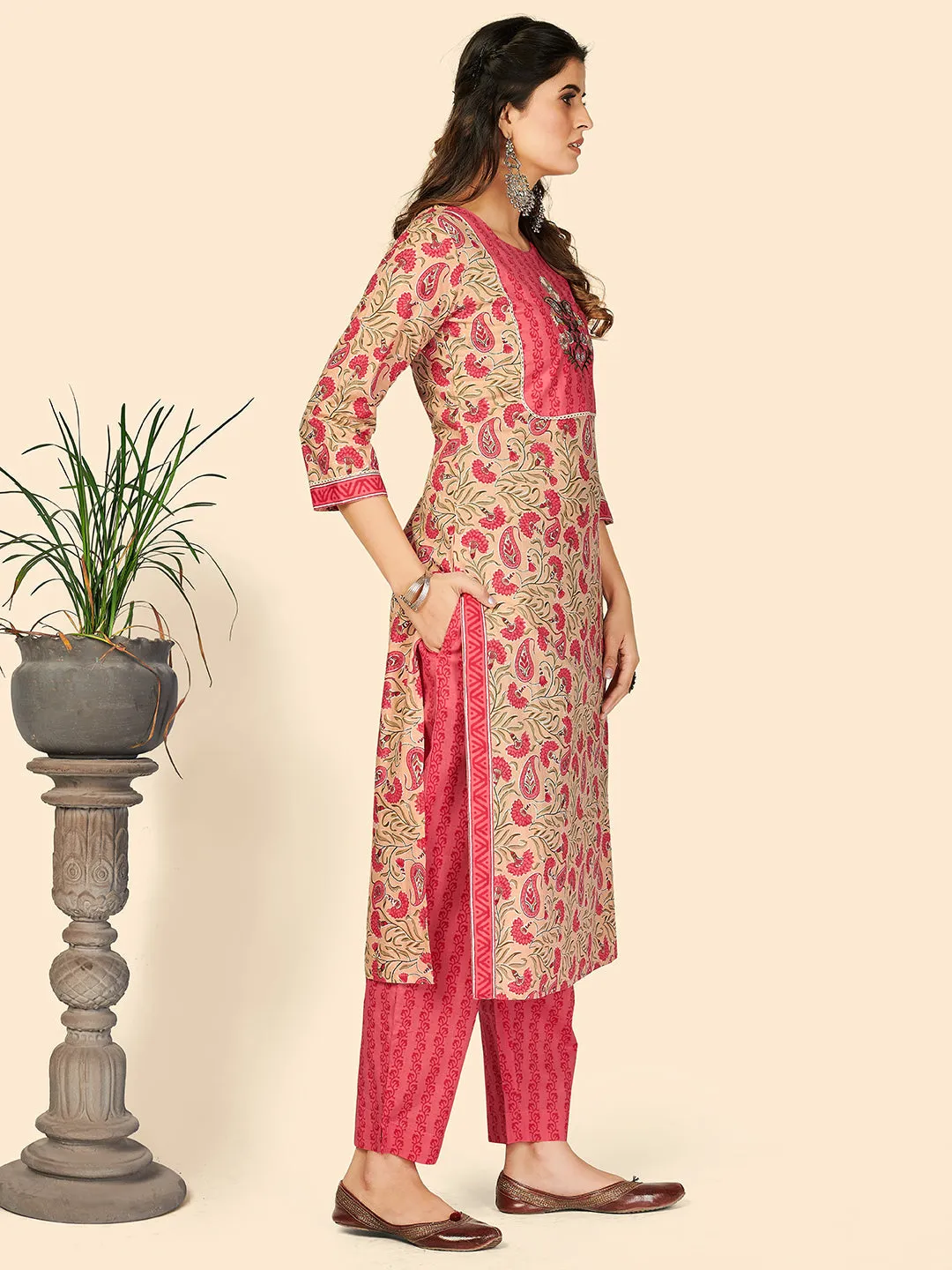 Women'S Print & Embroidered Straight Cotton Beige Stitched Kurta Pant With Dupatta