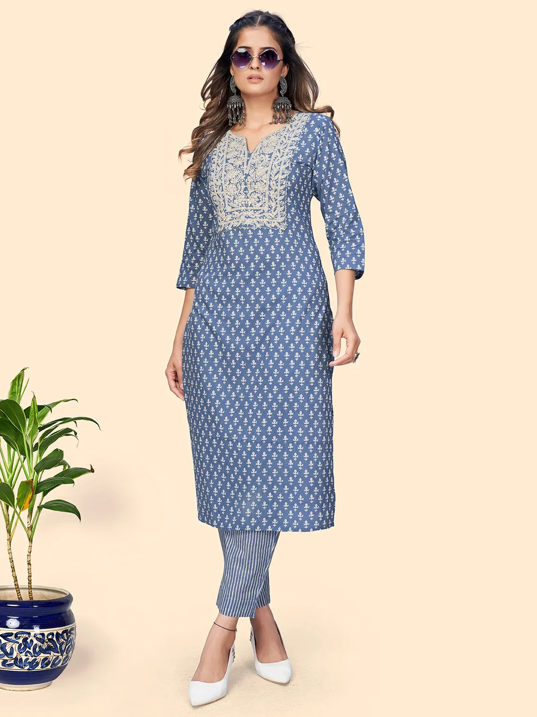 Women'S Print & Embroidered Straight Cotton Blue Stitched Kurta With Pant