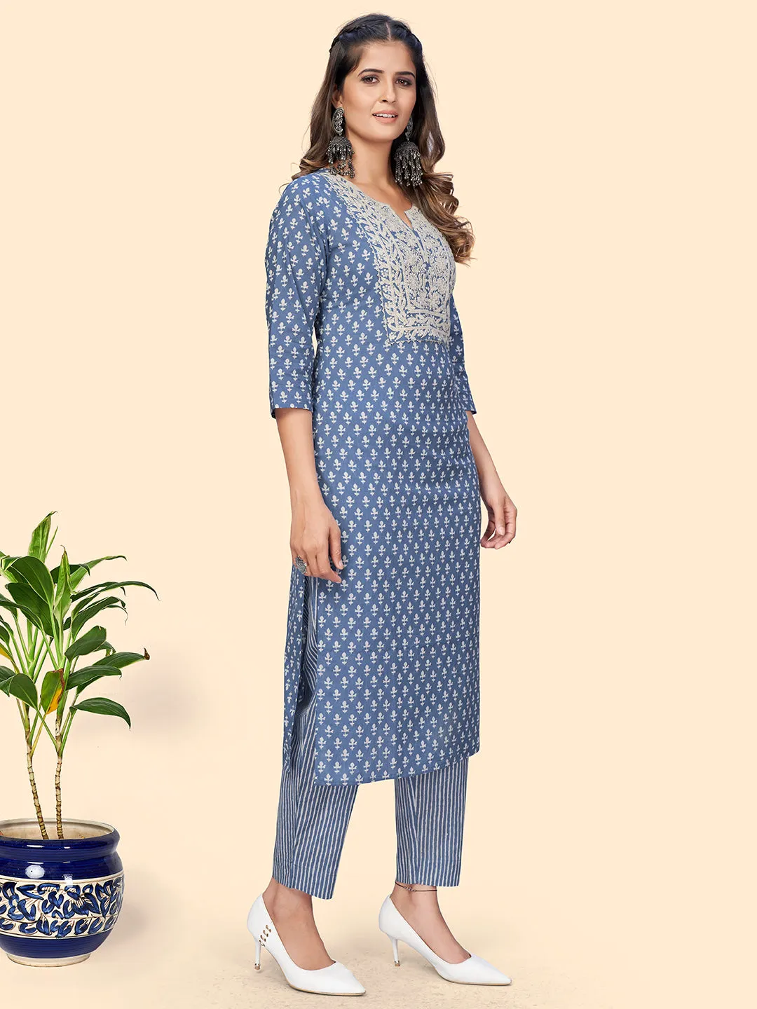 Women'S Print & Embroidered Straight Cotton Blue Stitched Kurta With Pant