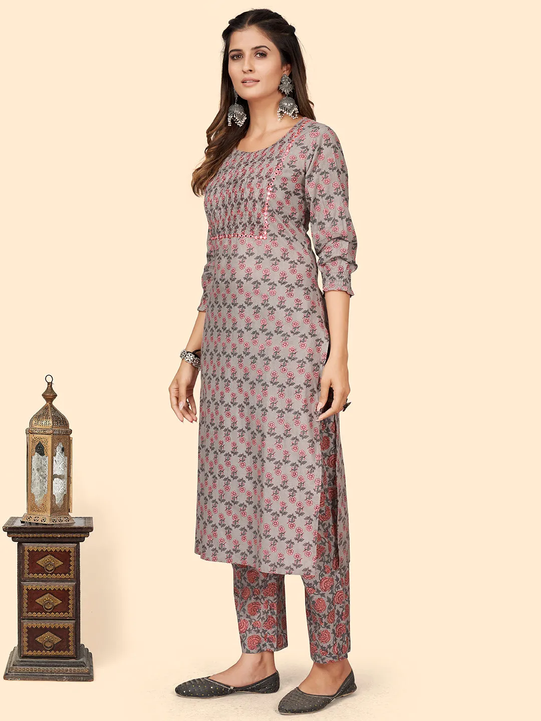 Women'S Print & Mirror Work Straight Cotton Grey Stitched Kurta