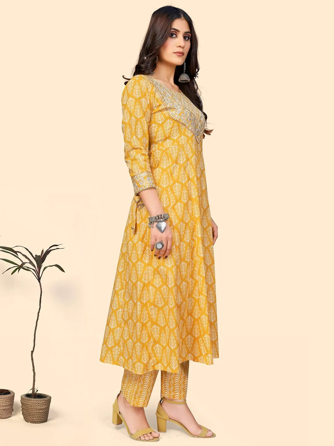 Women'S Print & Sequience A-Line Cotton Yellow Stitched Kurta Pant With Dupatta