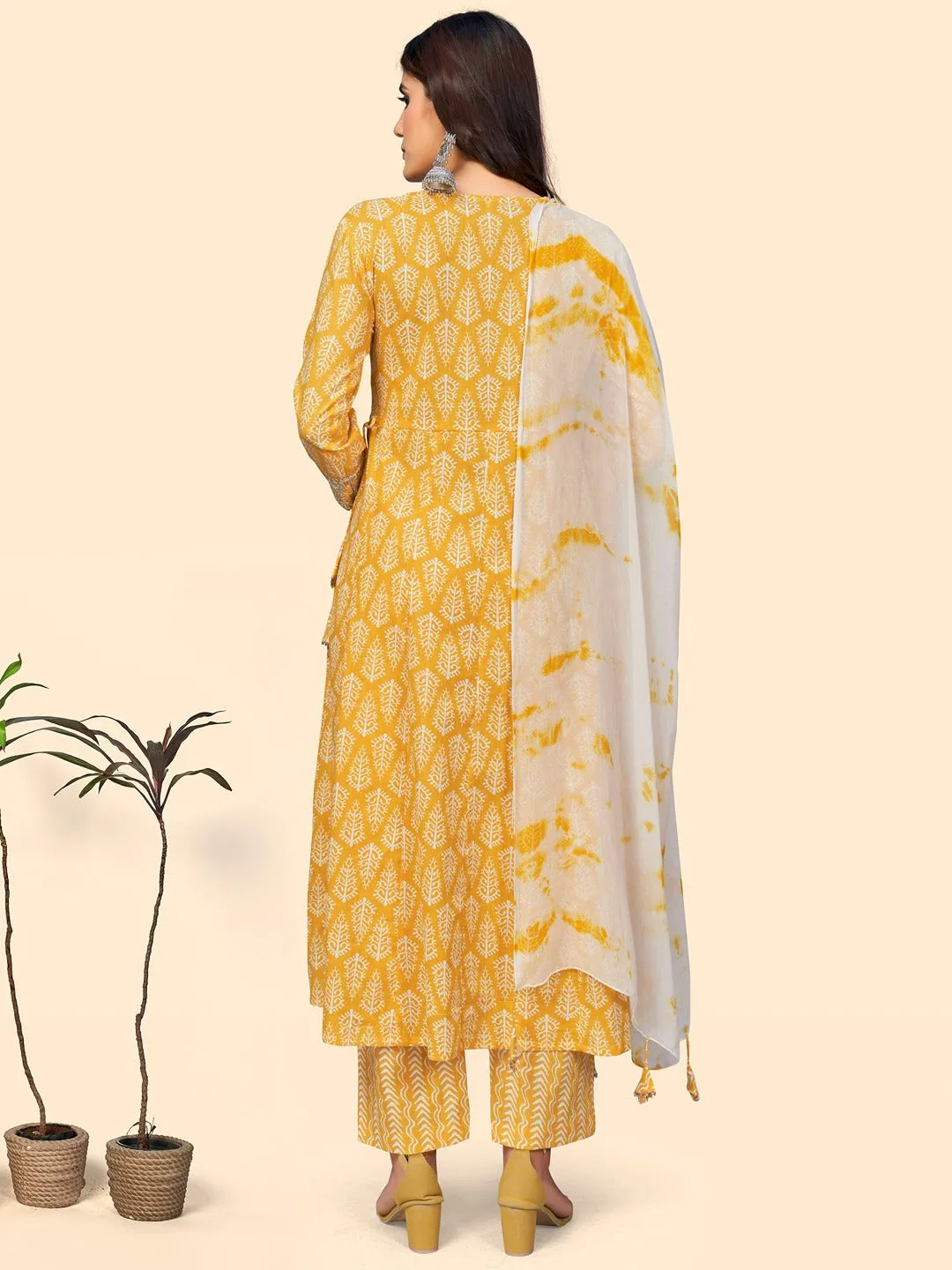 Women'S Print & Sequience A-Line Cotton Yellow Stitched Kurta Pant With Dupatta