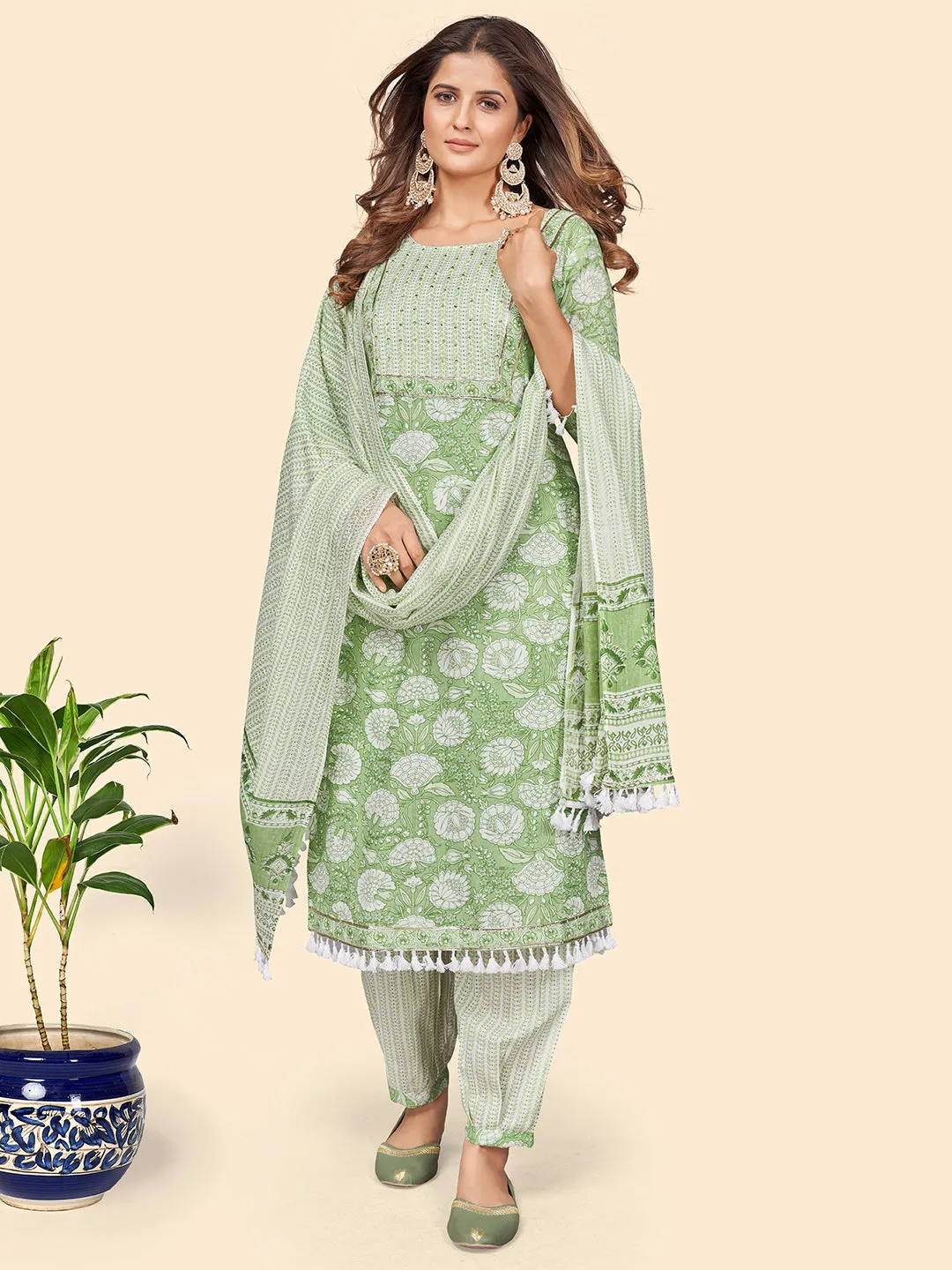 Women'S Print & Sequience Straight Cotton Green Stitched Kurta Pant With Dupatta