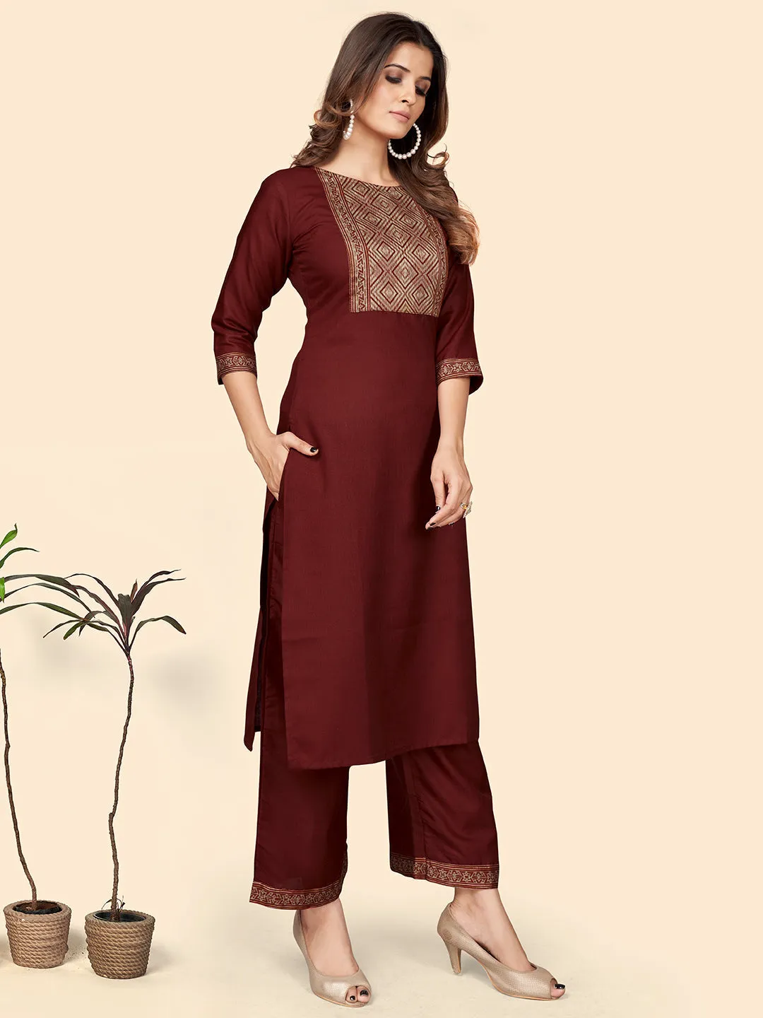 Women'S Printed Straight Cotton Blend Marron Stitched Kurta Palazzo With Dupatta