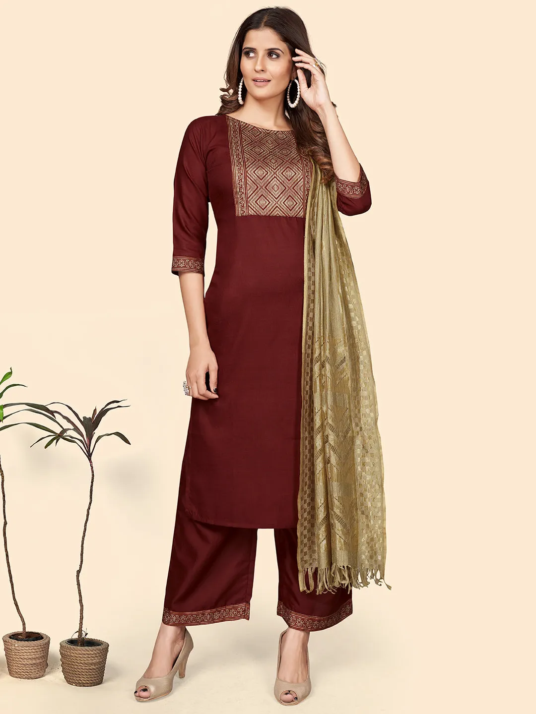 Women'S Printed Straight Cotton Blend Marron Stitched Kurta Palazzo With Dupatta