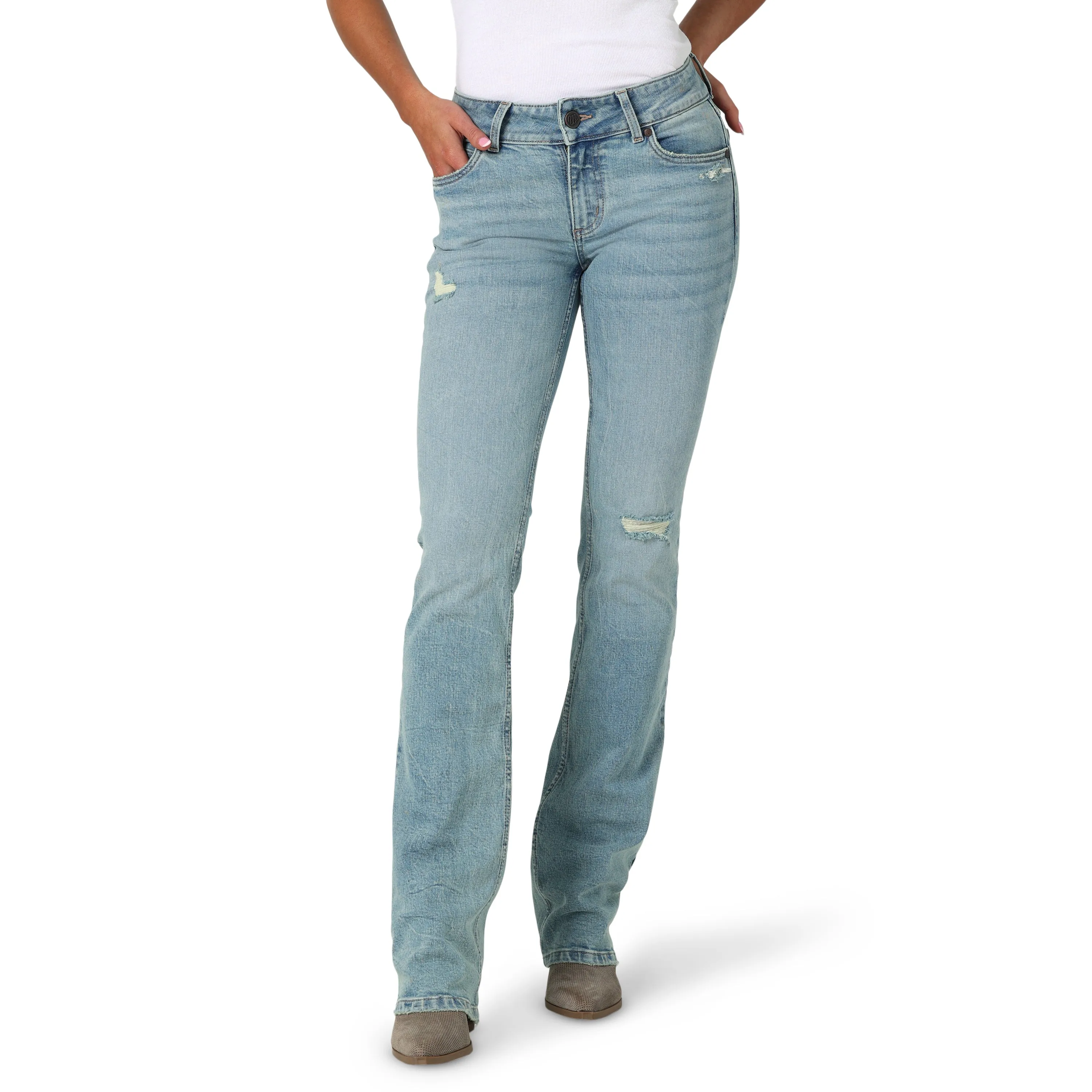 Women's Wrangler Retro Mae Jean in Light Distressed Stonewash Harper